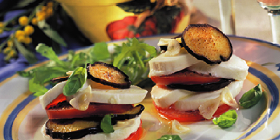 Large Image of Fresh Mozzarella alla Torre di Pisa